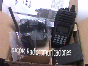 Vertex Standard VX 230 - VHF o UHF