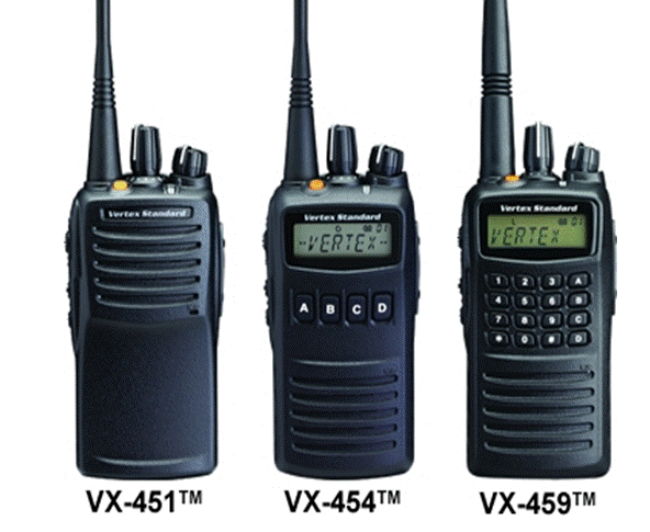 Portátil Vertex Serie VX-450<br />
✔ Construcción resistente para entornos extremos.<br />
✔ Cumple con estándares militares de resistencia.<br />
✔ Certificación IP57: Soporta inmersión en agua hasta 1 metro por 30 minutos.<br />
✔ Respuesta duradera en el lugar de trabajo.
